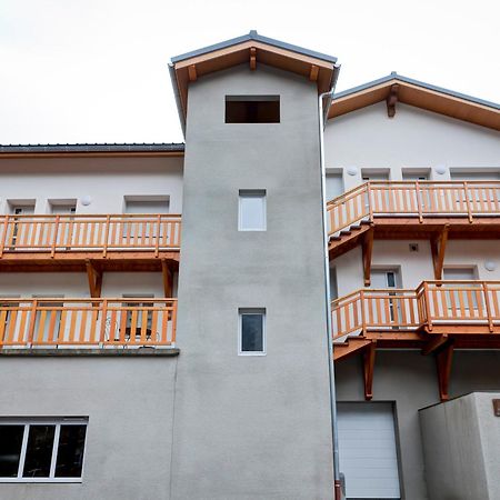 Appartement Neuf 2* Au Centre De Brides Avec Terrasse, Proche Telecabines Et Commerces - Fr-1-512-41 Exterior foto